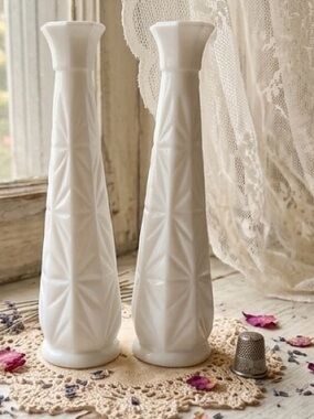 Vintage Diamond Cut Elegant White Milk‎ Glass Vase Set 8.5 inch tall
